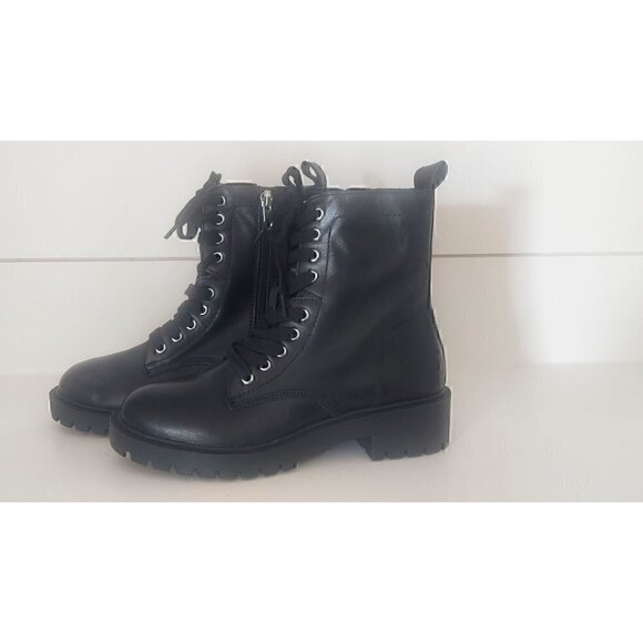 Steve Madden Women's Black Checker Lug Sole Combat Boots/ NWOB, Size 6M - Picture 1 of 9